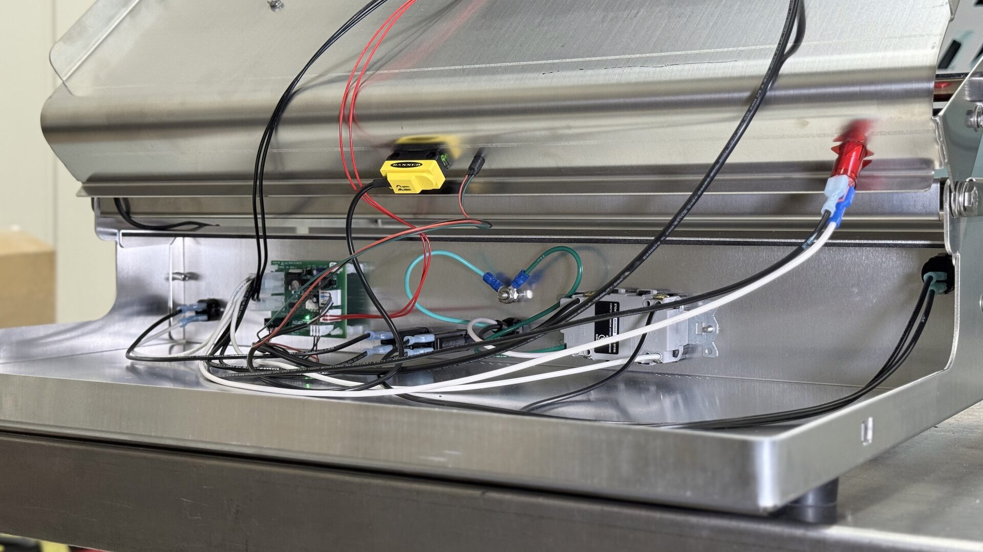 Internal Wiring of the Energy Smart 750ES Wrapper